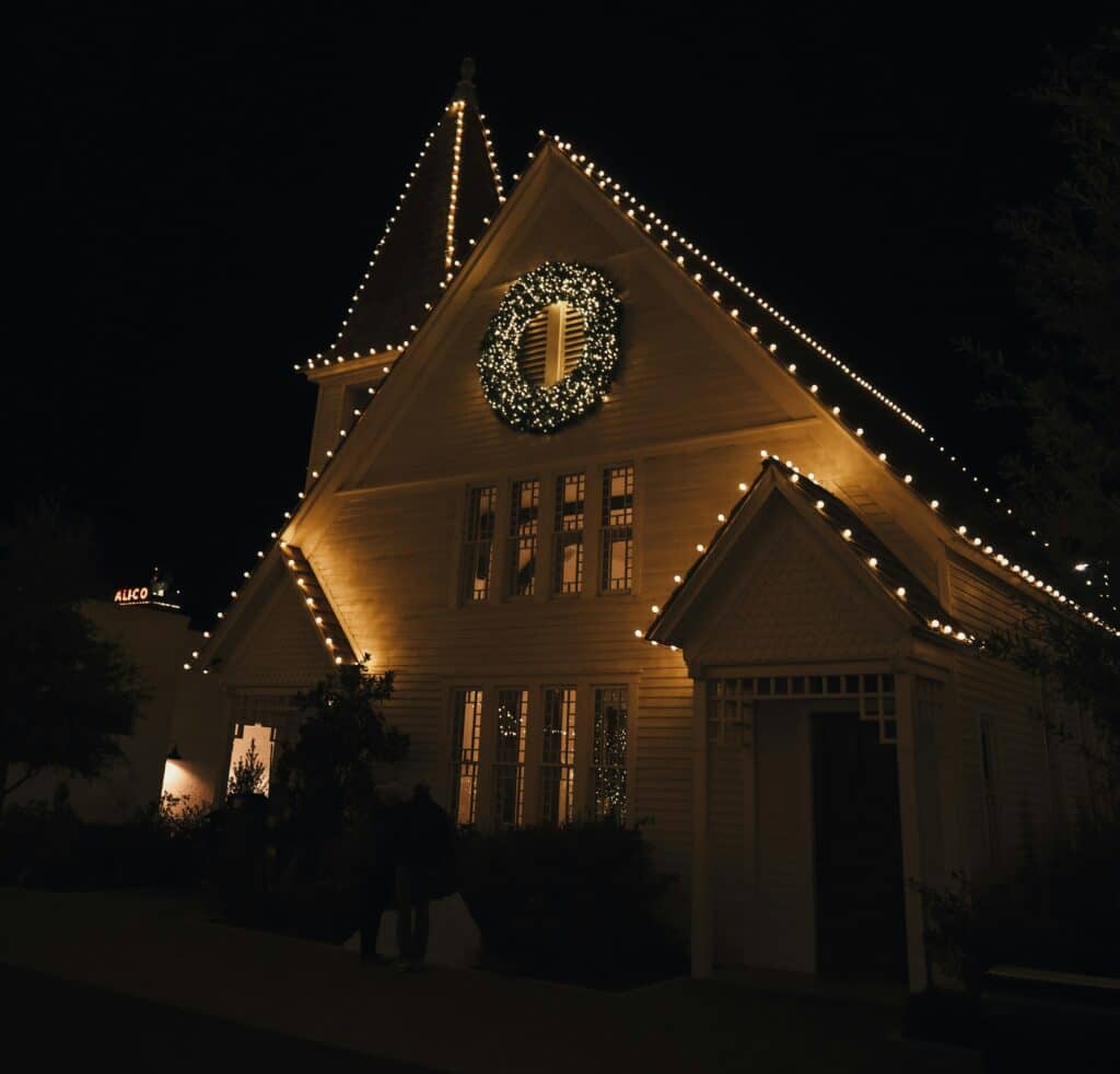 christmas exterior lighting company in wilmington nc